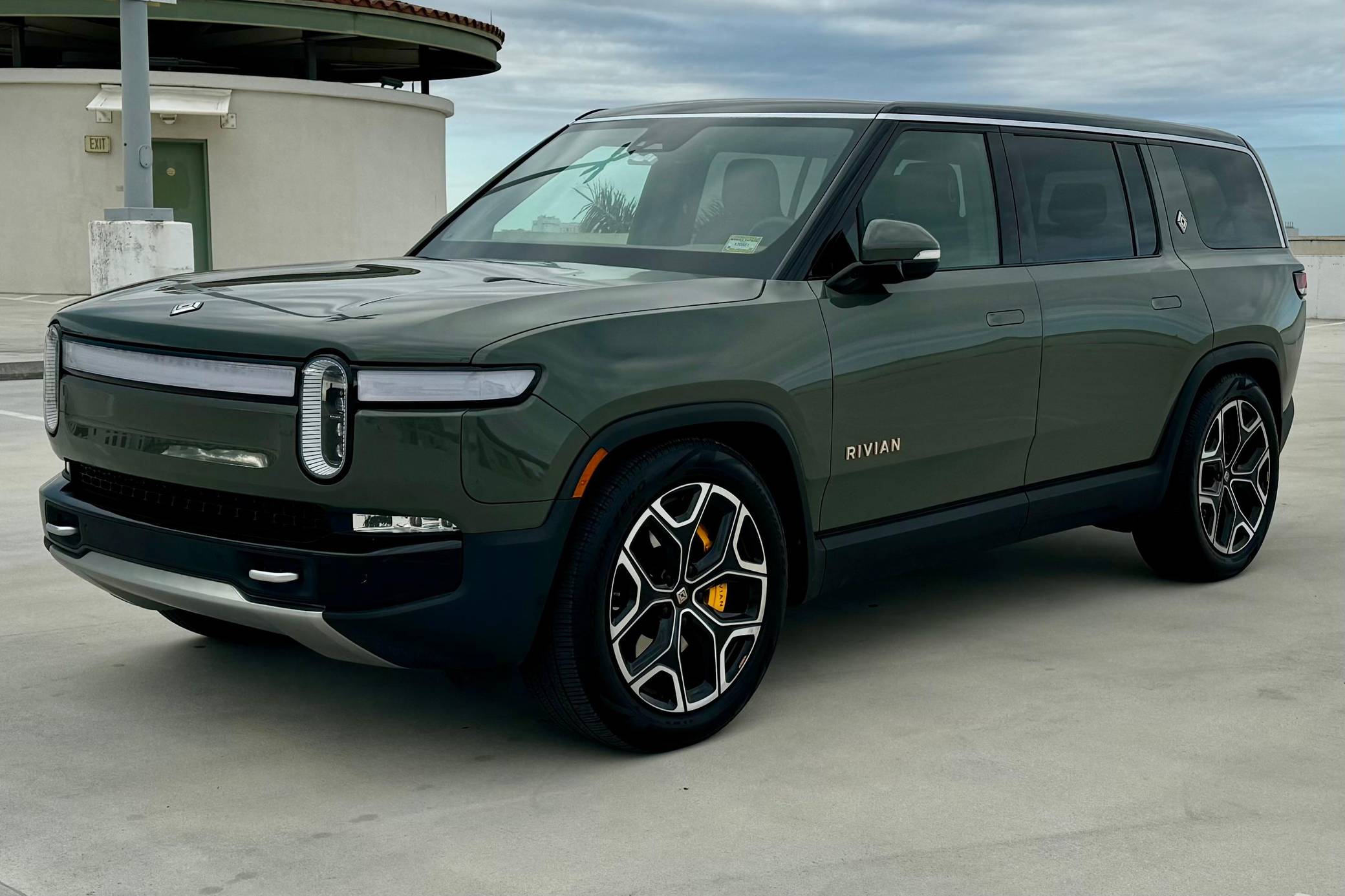 2023 Rivian R1S Launch Edition for Sale - Cars & Bids