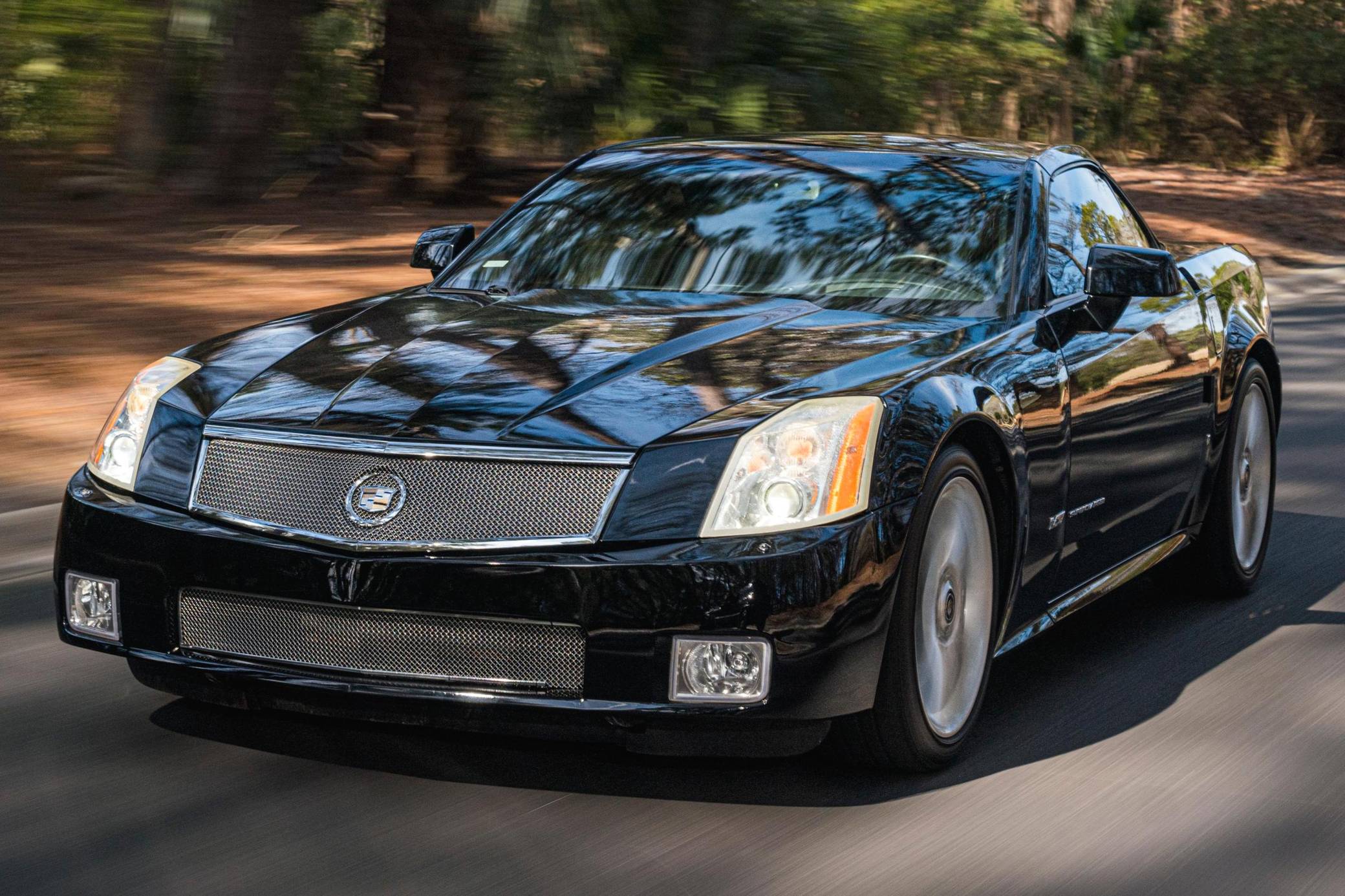 タルタル 2006 Cadillac XLR-V for Sale - Cars & Bids