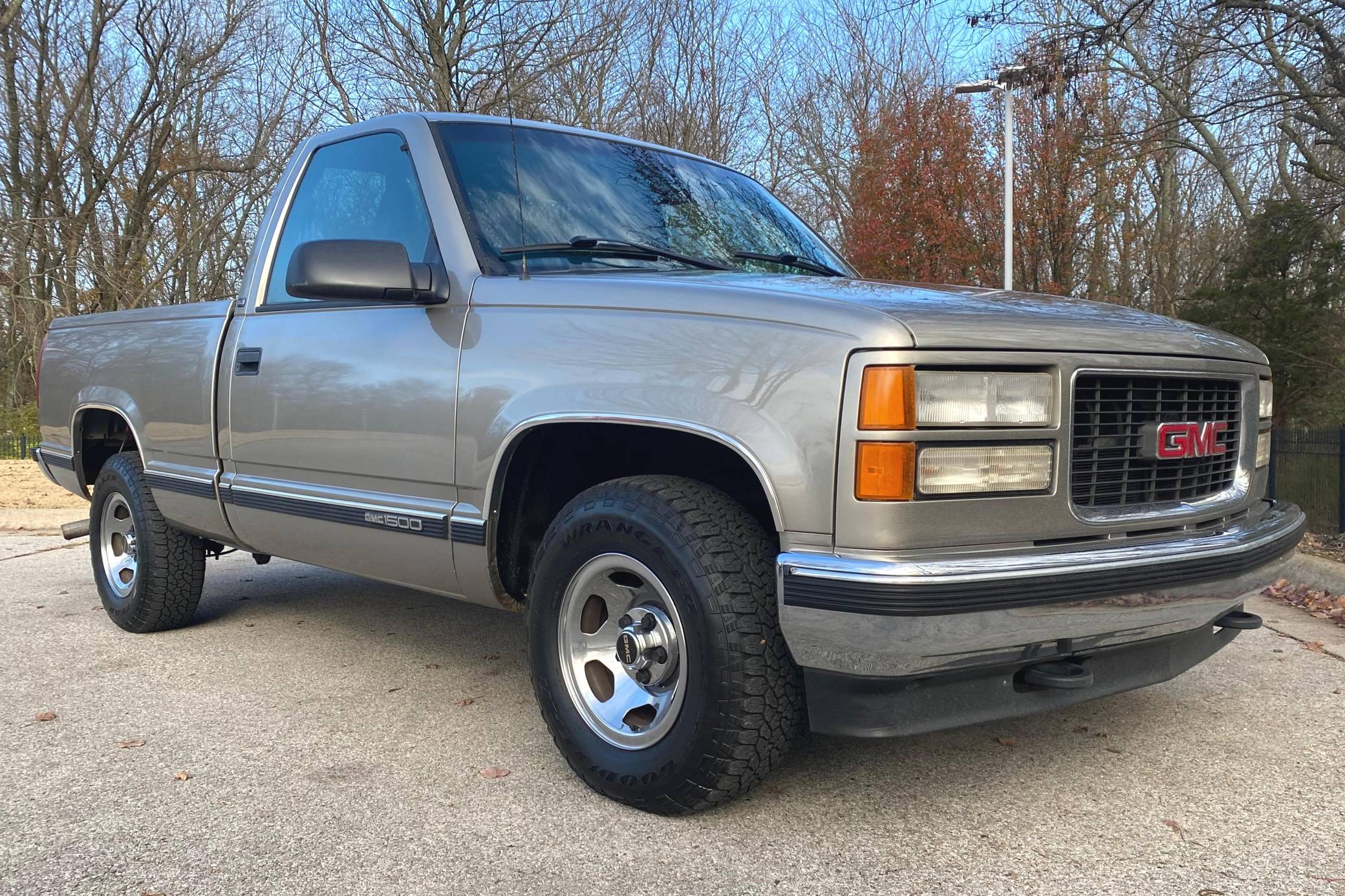 1998 GMC Sierra C1500 for Sale - Cars & Bids