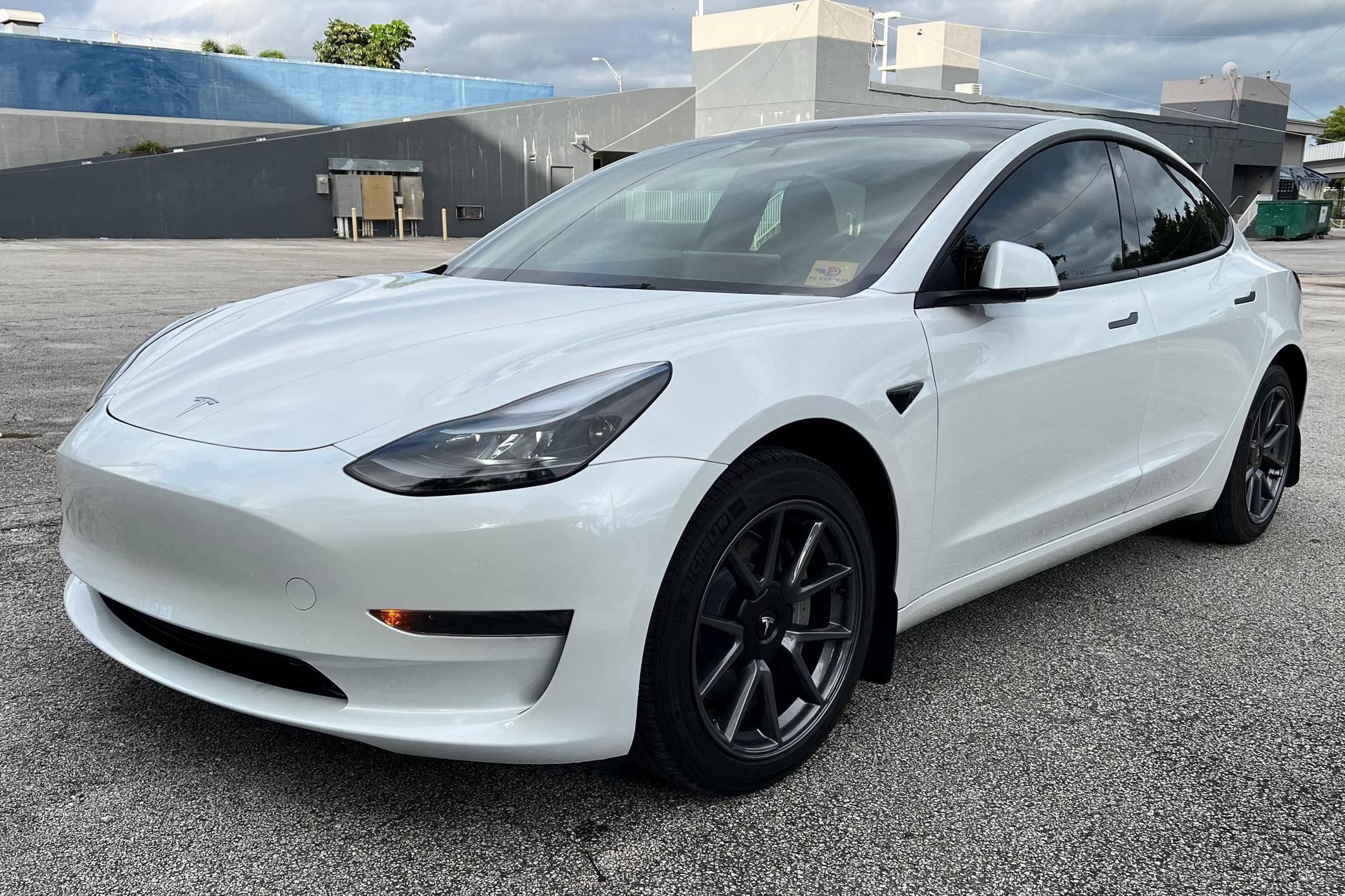 Tesla 3 deals rwd