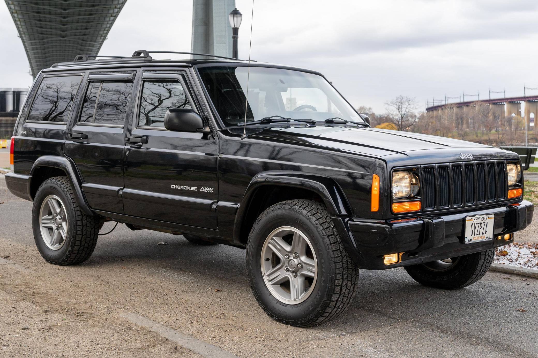 Old jeep cherokee sales
