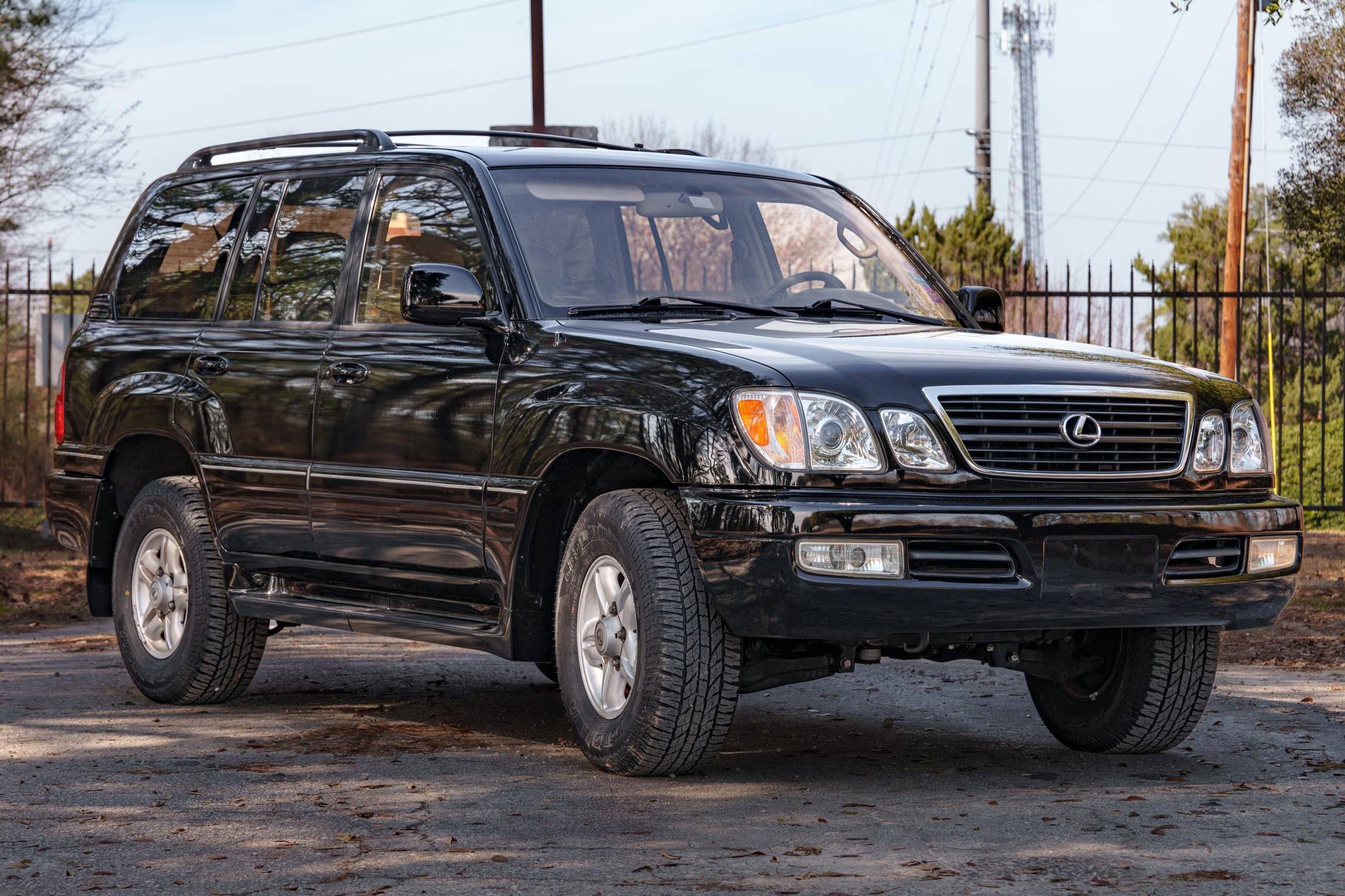 1999 Lexus LX 470 for Sale - Cars & Bids
