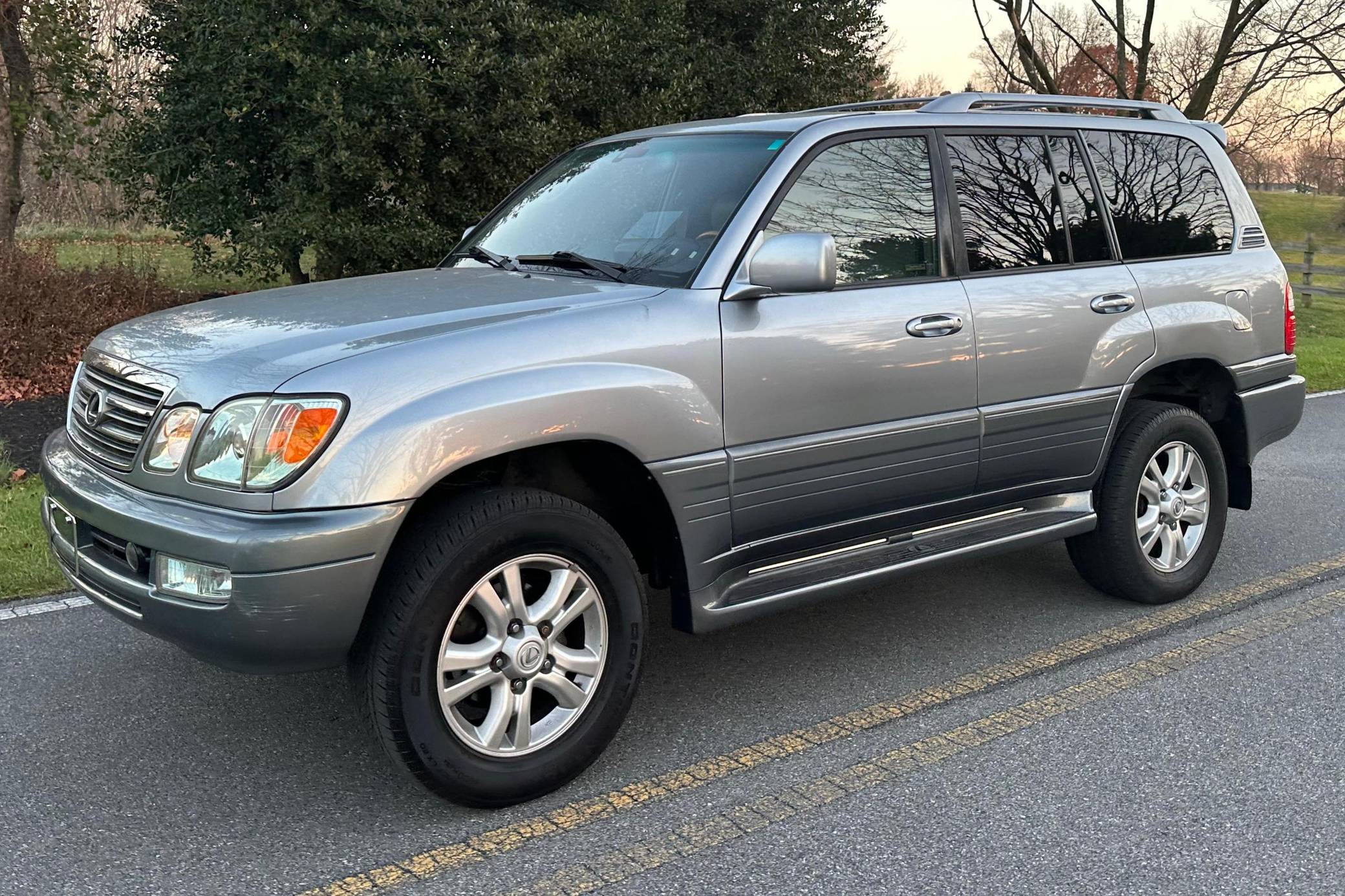 1998 Lexus LX 470 for Sale - Cars & Bids