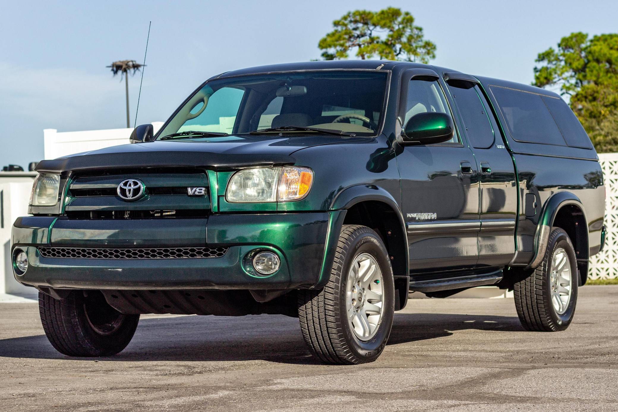 2004 Toyota Tundra Limited Access Cab V8 4x4 for Sale - Cars & Bids