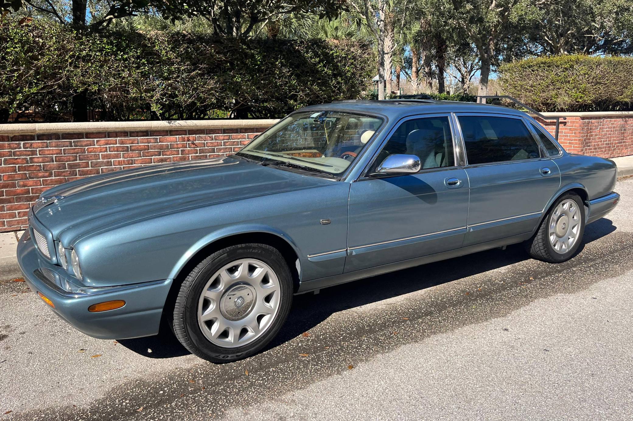 2002 Jaguar Super V8 for Sale - Cars & Bids