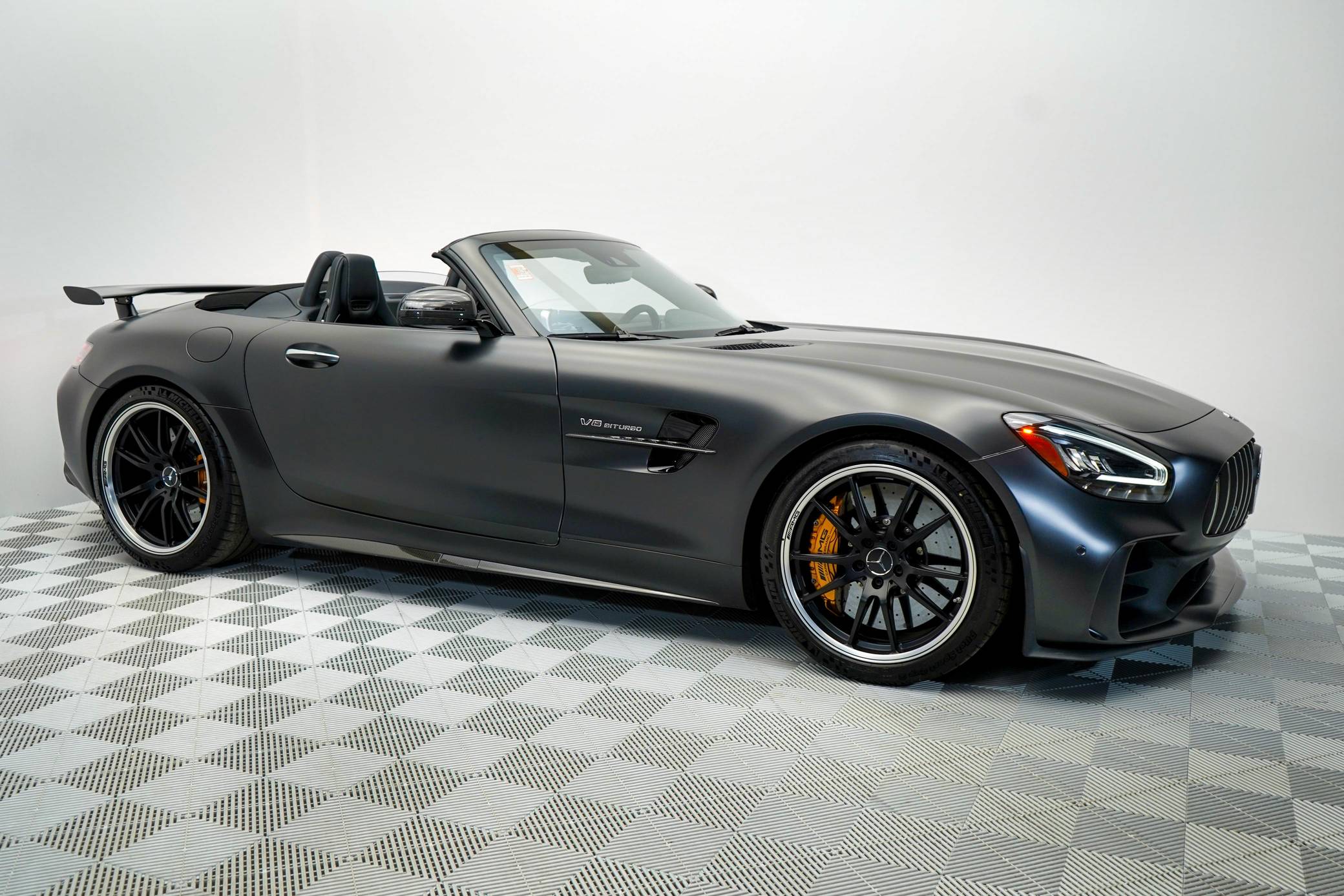 Rear Bumper Kit | MERCEDES BENZ AMG GT ROADSTER GT C 2020 Rear Bumper Kit | MERCEDES BENZ AMG GT ROADSTER GT C 2020