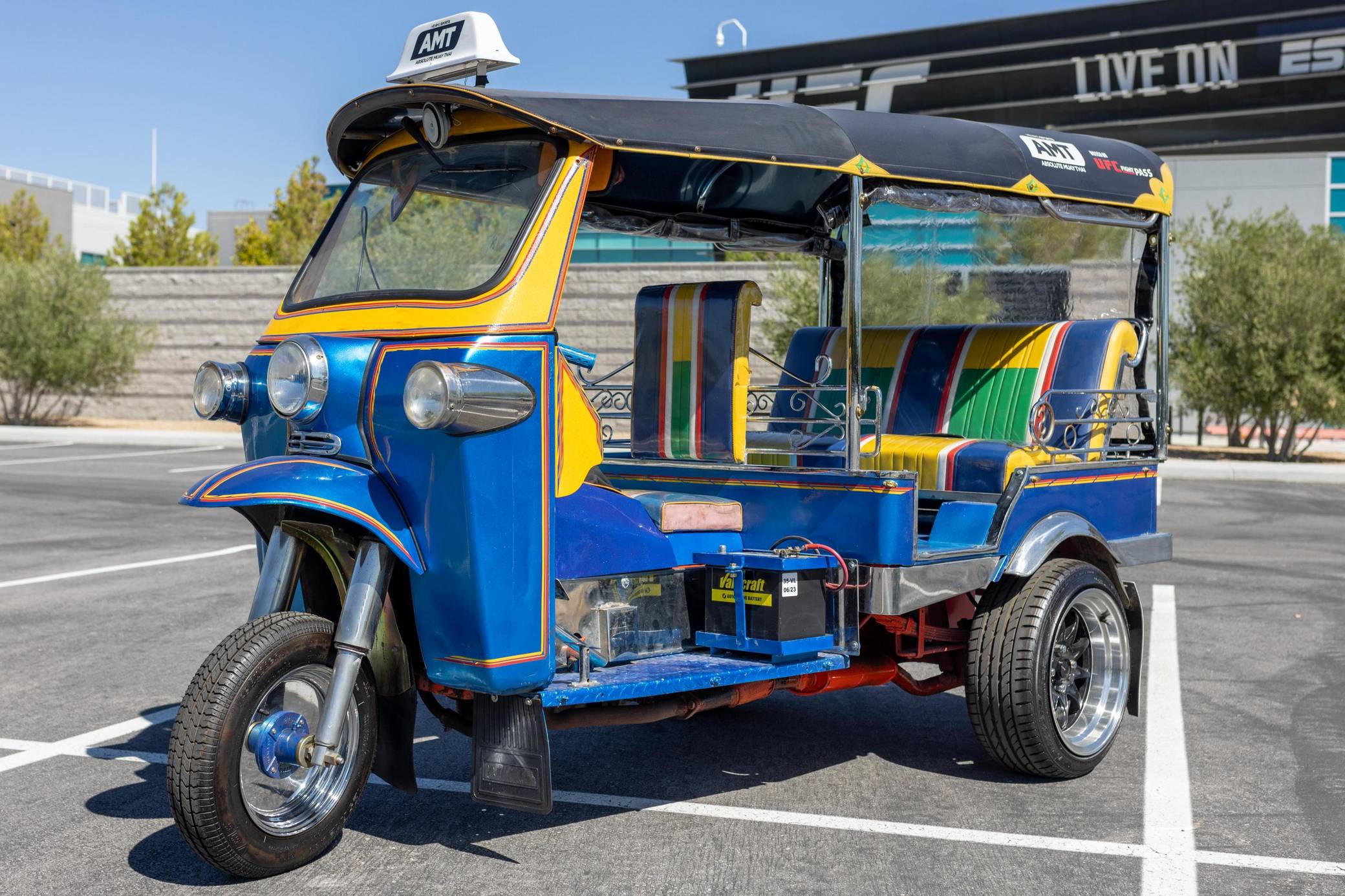 Dana White s Auto Rickshaw Tuk Tuk for Sale Cars Bids
