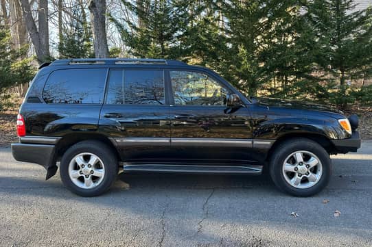 2004 Toyota Land Cruiser for Sale - Cars & Bids
