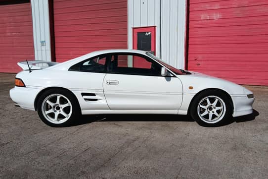 Toyota MR2 SW20 1996 in White with Pop Up Headlights