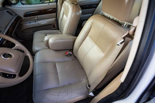 2004 Mercury Grand Marquis GS Convenience for Sale - Cars & Bids