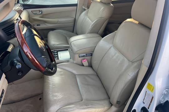 2011 Lexus LX 570 for Sale - Cars & Bids