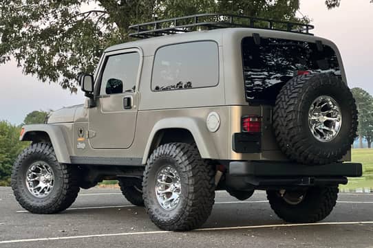 2005 Gray Jeep Wrangler Unlimited