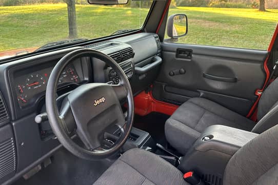 jeep crossover interior