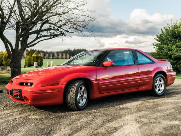 No Reserve: 1999 Pontiac Grand Prix GTP Petty Racing Prototype for sale on  BaT Auctions - sold for $23,456 on December 7, 2021 (Lot #61,028)