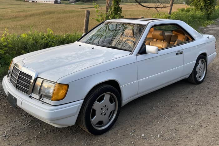 Driving the classics: Mercedes-Benz 300 CE-24 (A124) Cabriolet