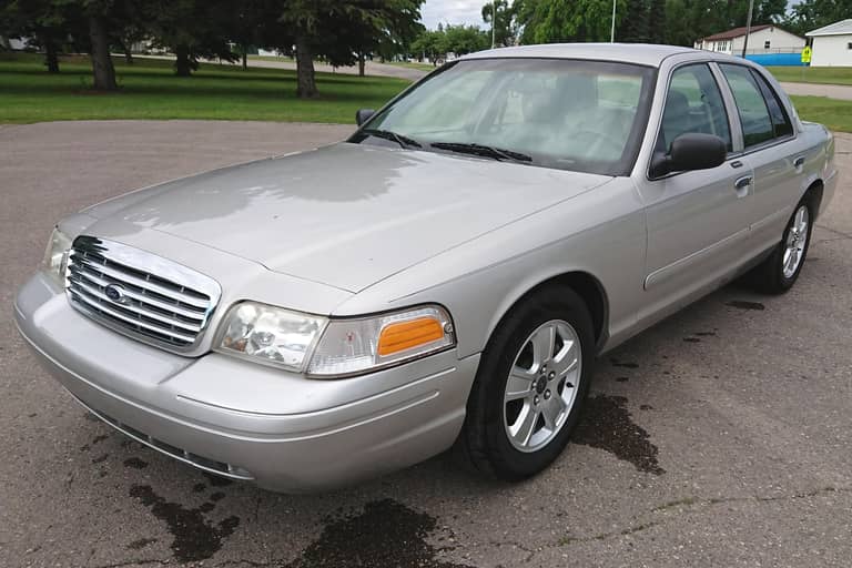 Used Ford Crown Victoria For Sale Cars And Bids