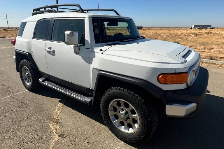 Used Toyota FJ Cruiser for Sale - Cars & Bids