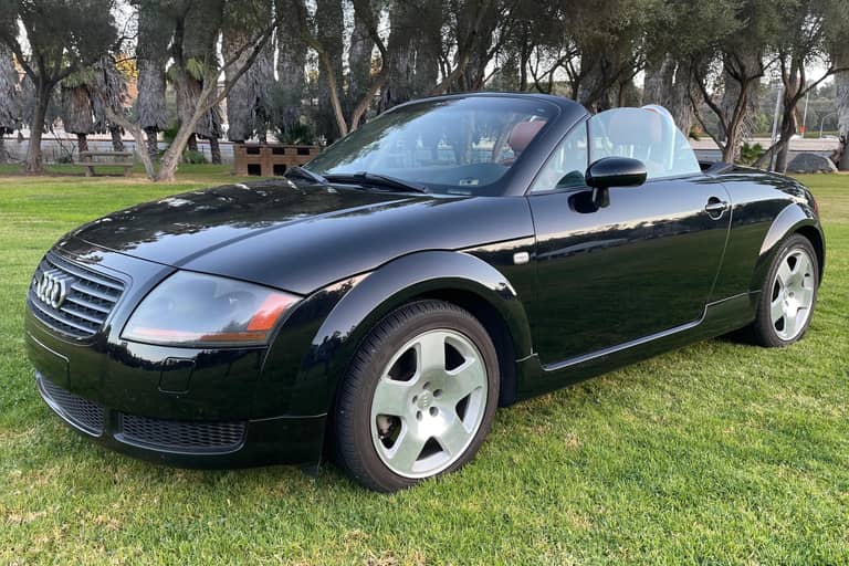 No Reserve: 2001 Audi TT Coupe 225 Quattro 6-Speed for sale on BaT Auctions  - sold for $14,000 on March 15, 2023 (Lot #101,000)