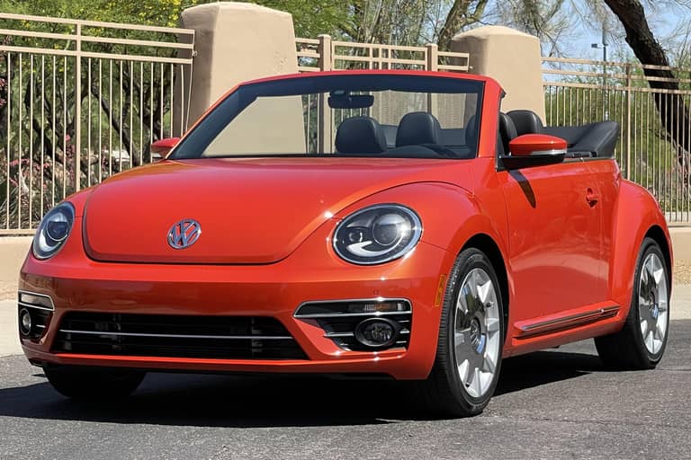 2000 Volkswagen New Beetle auction - Cars & Bids