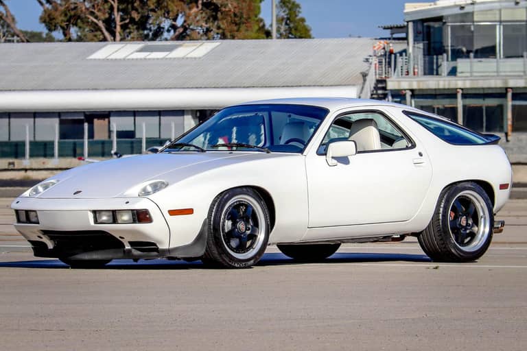 Used Porsche 928 For Sale - Cars & Bids